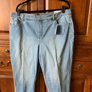 Croft & Barrow Plus Jean Capri Nwt